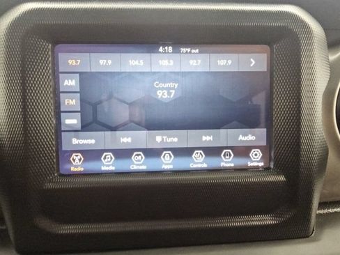 Used 2021 Jeep Wrangler Unlimited Sport AWD/4WD image 23