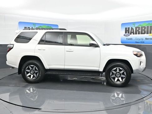 Used 2024 Toyota 4Runner TRD Off-Road image 7