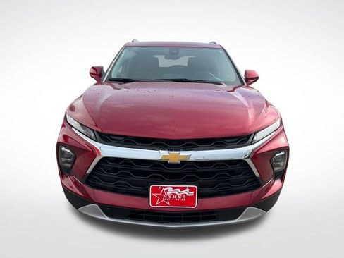Used 2023 Chevrolet Blazer LT w/ Convenience Package AWD/4WD image 2