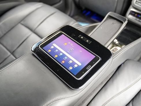 Used 2021 Mercedes-Benz Maybach GLS 600 4MATIC image 53