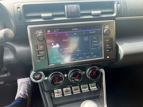 Used 2025 Toyota GR86 RWD image 17