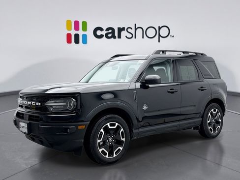Used 2023 Ford Bronco Sport Outer Banks w/ Tech Package image 1