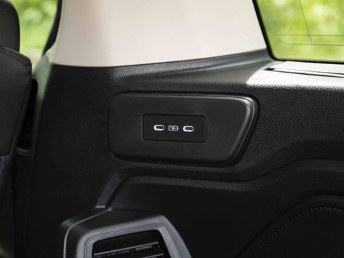 Used 2026 Honda Odyssey Elite image 46