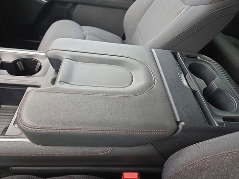 Used 2025 Ford Expedition Active image 29