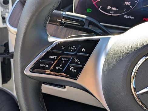 Certified 2025 Mercedes-Benz C 300 4MATIC Sedan image 17