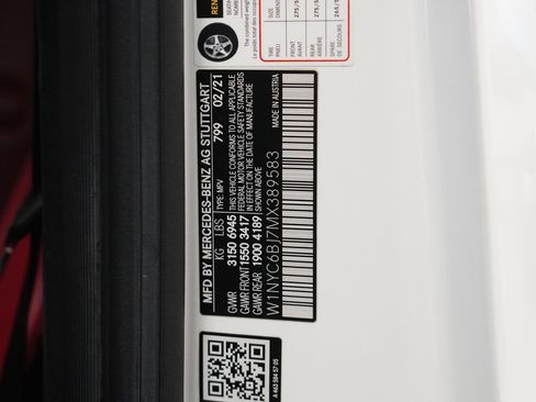 Certified 2021 Mercedes-Benz G 550 image 34