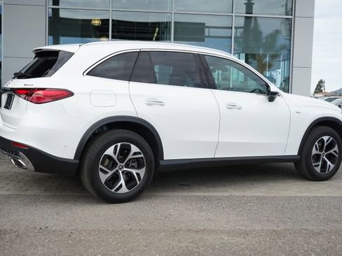 Certified 2025 Mercedes-Benz GLC 350e 4MATIC image 9