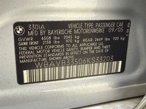 Used 2006 BMW 330i Sedan RWD image 12