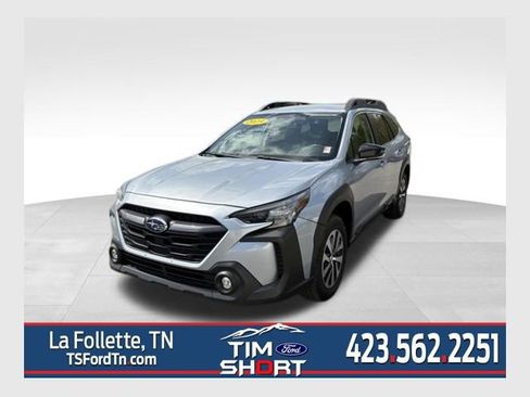 Used 2023 Subaru Outback Premium AWD/4WD image 1