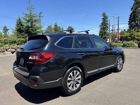 Used 2019 Subaru Outback 2.5i Touring w/ Popular Package #3A AWD/4WD image 3
