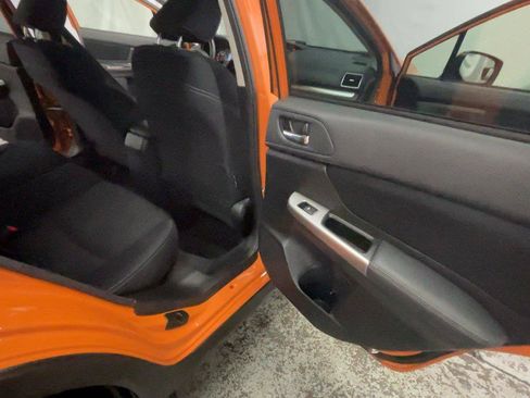 Used 2015 Subaru Crosstrek 2.0i Premium w/ Moonroof Package AWD/4WD image 22