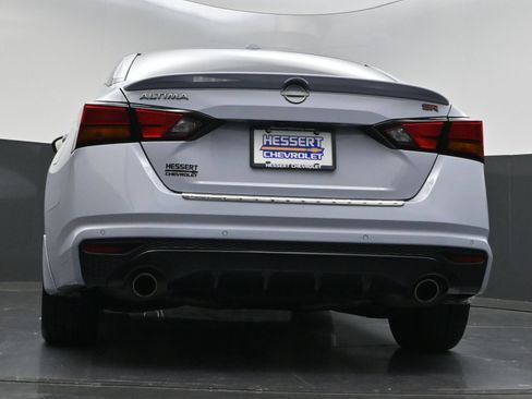 Used 2023 Nissan Altima 2.5 SR w/ SR Premium Package FWD image 43