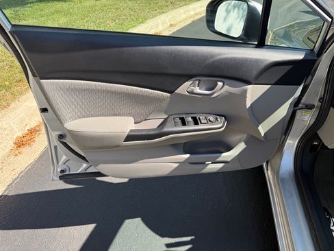 Used 2015 Honda Civic LX image 21
