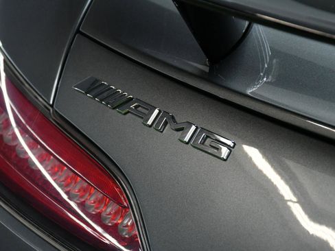 Used 2018 Mercedes-Benz AMG GT S image 7