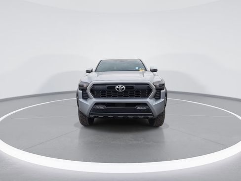 Used 2024 Toyota Tacoma TRD image 5
