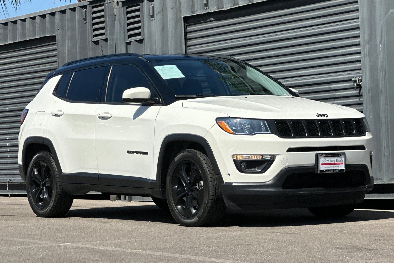 Used 2019 Jeep Compass Latitude FWD image 10
