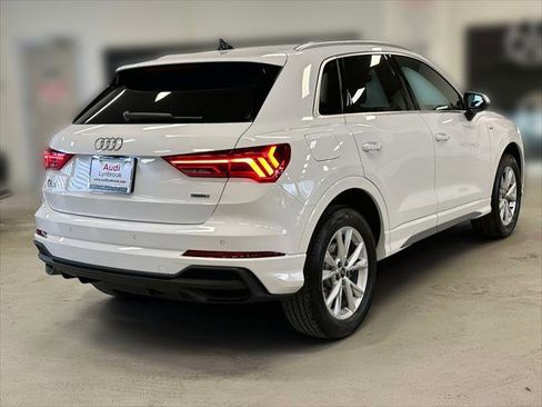 Used 2025 Audi Q3 2.0T Premium w/ Convenience Package image 5