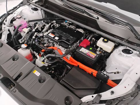 Used 2024 Toyota bZ4X FWD image 33