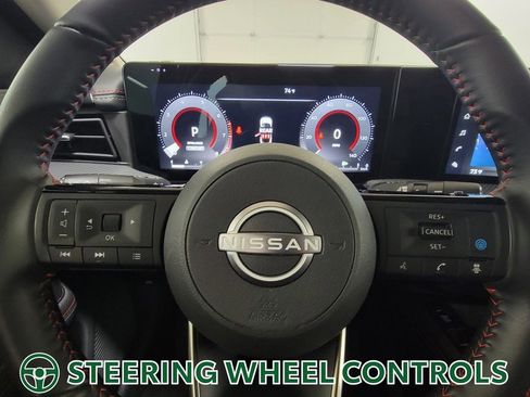 Used 2025 Nissan Kicks SR image 18