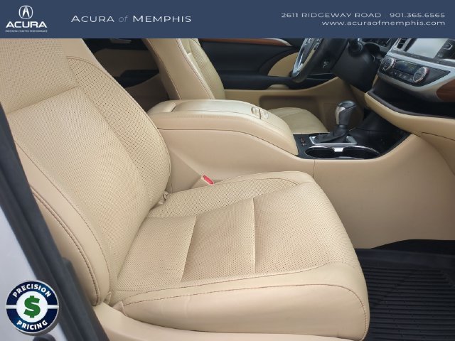 Used 2017 Toyota Highlander Limited FWD image 29