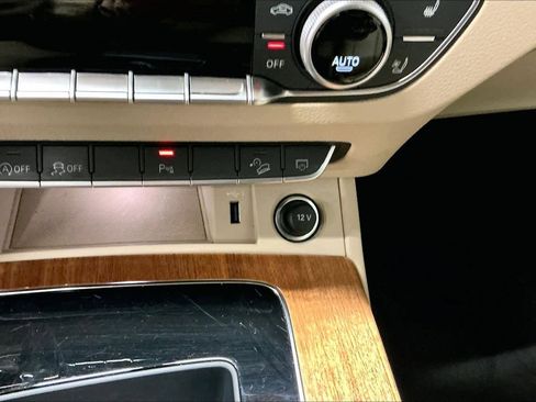 Used 2023 Audi Q5 2.0T Premium Plus w/ Premium Plus Package image 32