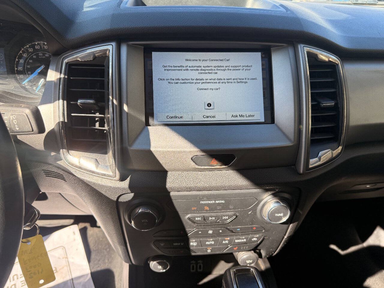 Used 2019 Ford Ranger XLT w/ Equipment Group 302A Luxury AWD/4WD image 17