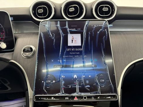 New 2025 Mercedes-Benz GLC 300 image 29