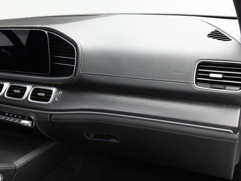 Used 2022 Mercedes-Benz GLS 63 AMG 4MATIC image 32