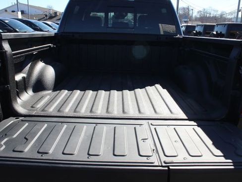 Used 2024 RAM 1500 Laramie image 27