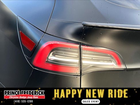 Used 2021 Tesla Model Y Performance image 24