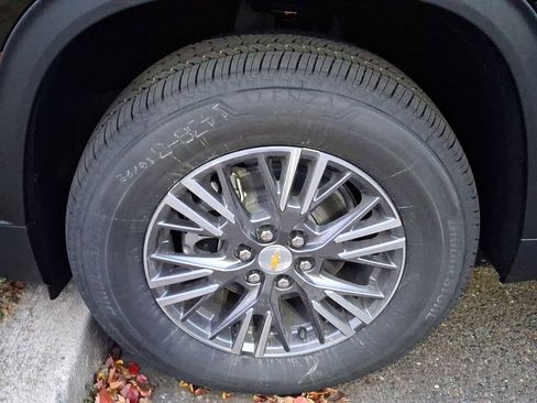 New 2026 Chevrolet Traverse LT w/ Driver Confidence Package image 4