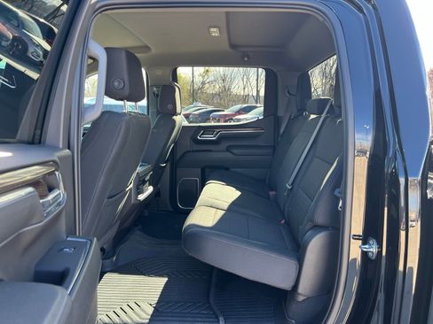 Used 2023 Chevrolet Silverado 1500 LT Trail Boss w/ Protection Package image 17