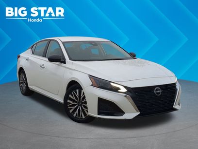 Used 2024 Nissan Altima 2.5 SV