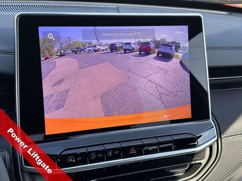 New 2026 Jeep Compass Limited image 25