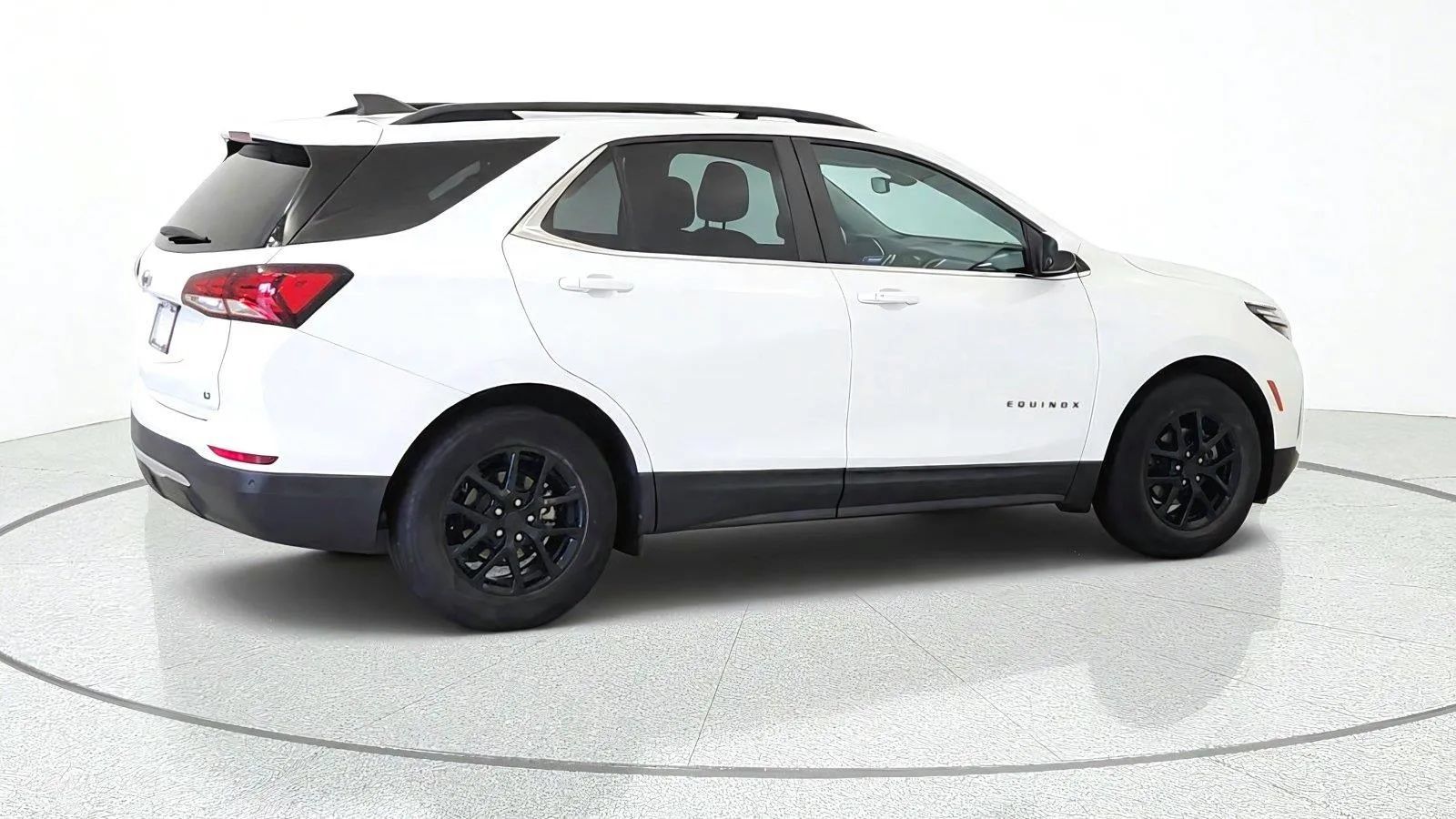 Used 2022 Chevrolet Equinox LT FWD image 9