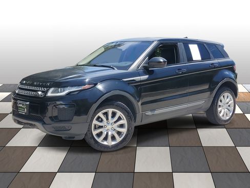 Used 2019 Land Rover Range Rover Evoque SE image 1