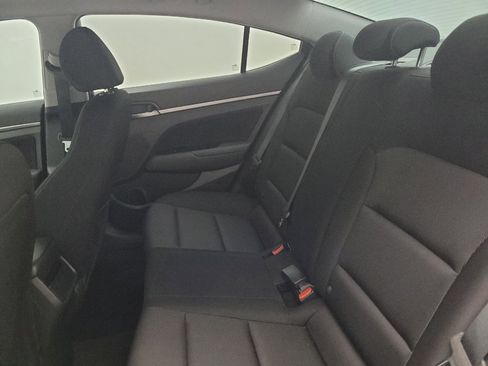 Used 2018 Hyundai Elantra Value Edition FWD image 18