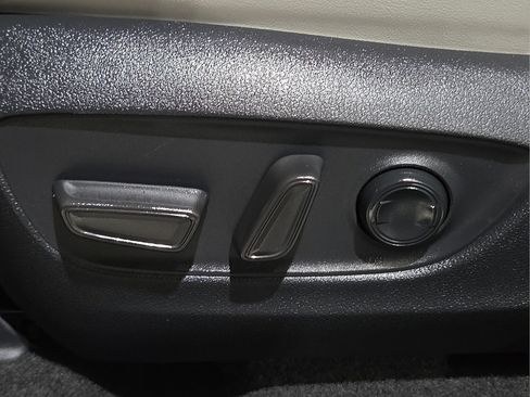 Used 2023 Toyota RAV4 XLE Premium FWD image 20