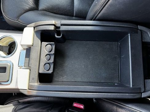 Used 2010 Lincoln MKX AWD image 19