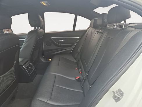 Used 2018 BMW 330e image 14