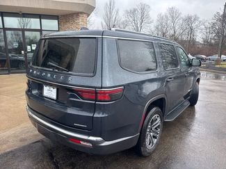 Used 2022 Jeep Wagoneer Series III AWD/4WD video 3