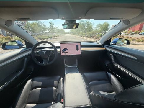Used 2022 Tesla Model 3 RWD image 12
