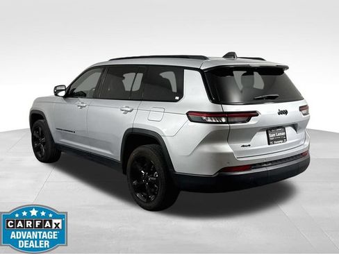 Used 2023 Jeep Grand Cherokee L Laredo AWD/4WD image 5