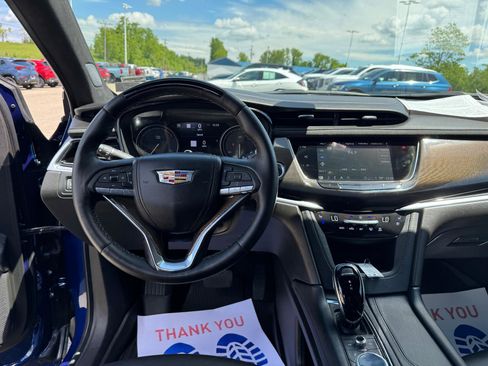 Used 2025 Cadillac XT6 Premium Luxury w/ Platinum Package image 19