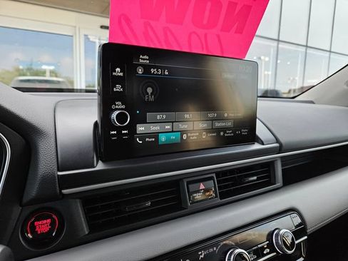 Used 2024 Honda Pilot EX-L image 19