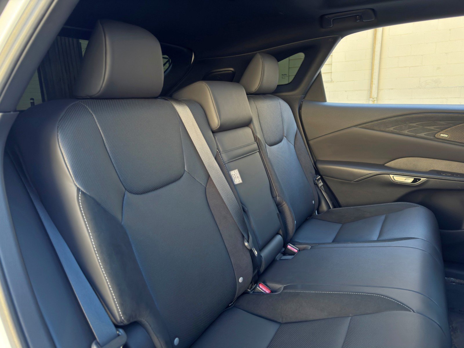 Used 2023 Lexus RX 500h F Sport w/ Cold Area Package AWD/4WD image 40
