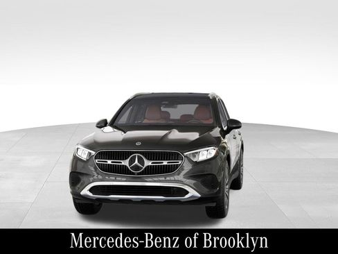 Used 2026 Mercedes-Benz GLC 300 4MATIC image 44