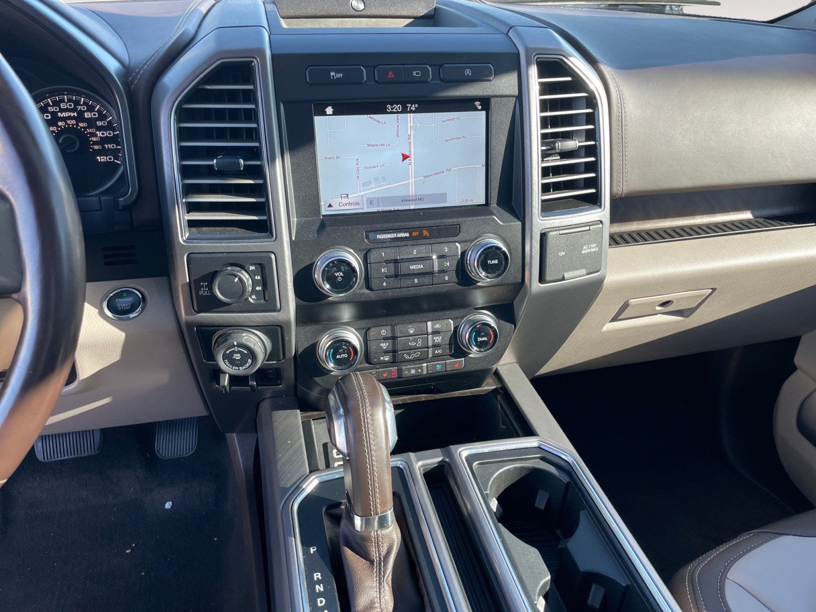 Used 2019 Ford F150 Limited AWD/4WD image 9