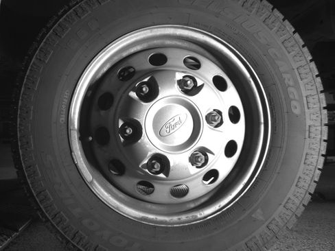 Used 2020 Ford Transit 150 Low Roof AWD image 14