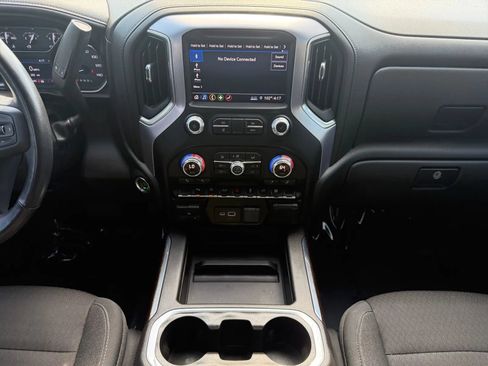 Used 2019 GMC Sierra 1500 Elevation w/ Elevation Value Package AWD/4WD image 18